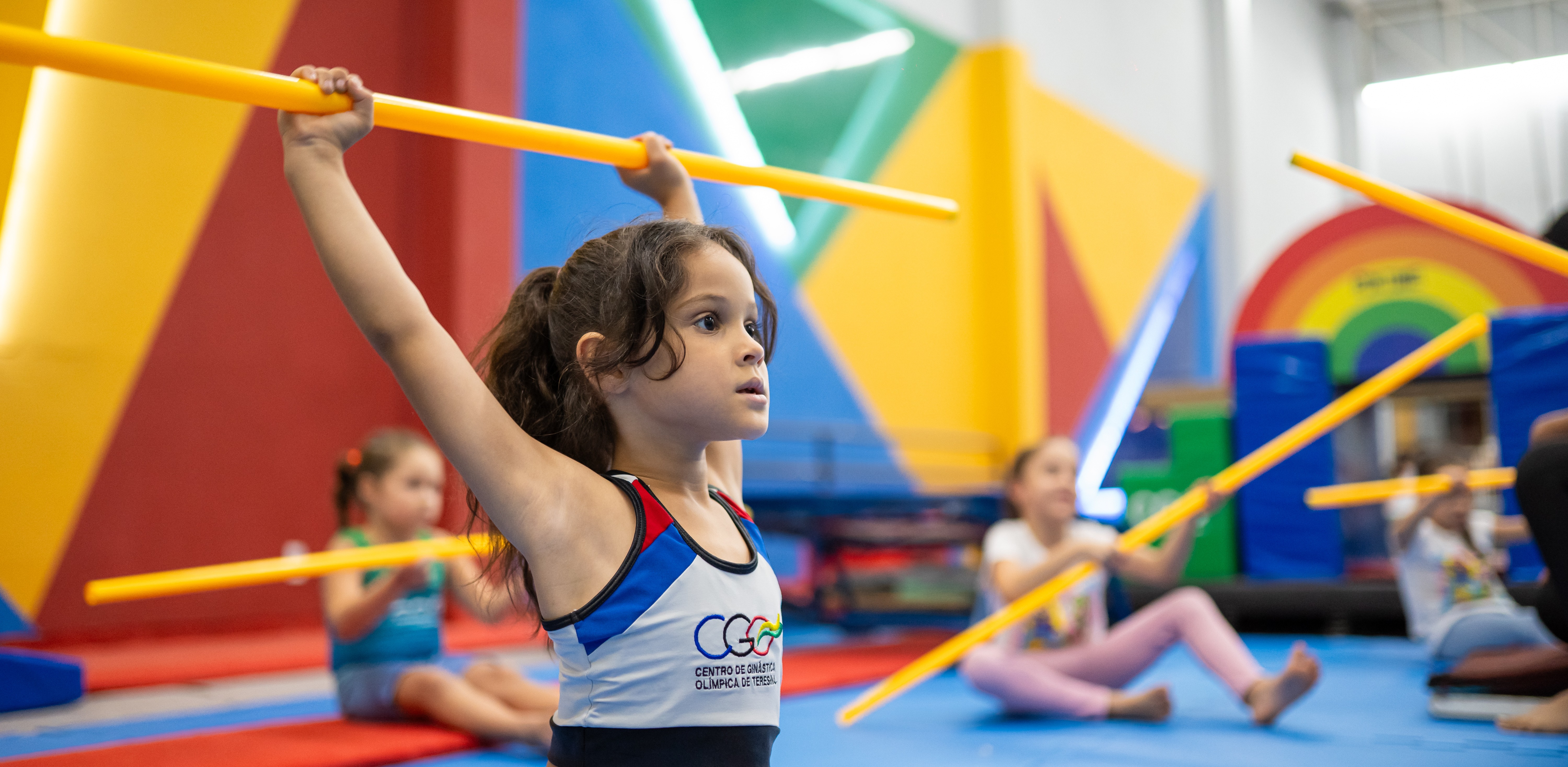 Aula de ginástica artística no CGO — turmas em atividade